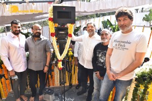 Namrata claps the first shot with Pooja Hegde for Mahesh Babu’s third film with Trivikram Srinivas