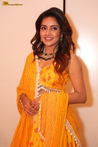 actress Mahima Nambiar cute and sweet looks in a yellow salwar dress
