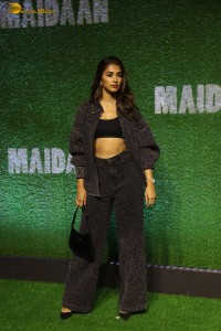 Maidaan Special Screening attended by Ajay Devgn, Priyamani, Janhvi Kapoor, Pooja Hegde, and others