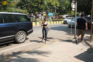 Indian Actress Malaika Arora spotted after her workout on November 5, 2022