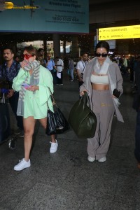 Sisters Malaika Arora and Amrita Arora spotted at mumbai Airport