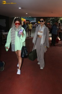 Sisters Malaika Arora and Amrita Arora spotted at mumbai Airport