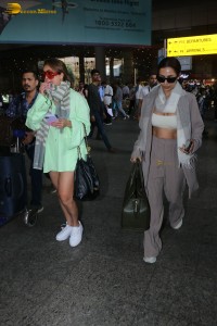 Sisters Malaika Arora and Amrita Arora spotted at mumbai Airport