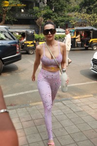 actress Malaika Arora red-hot looks at her yoga class