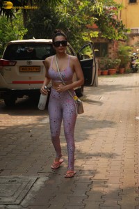 actress Malaika Arora red-hot looks at her yoga class
