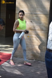 actress Malaika Arora sexy in gym attire