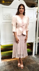 actress Malavika Mohanan dressed beautifully in pink