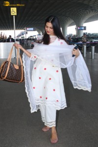 actress Malavika Mohanan shines in a white salwar dress