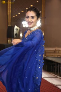 actress Malvika Sharma beautiful in a blue saree