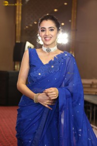 actress Malvika Sharma beautiful in a blue saree