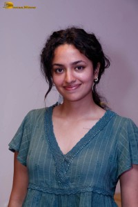 actress malvika nair photoshoot in a green top