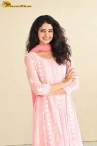 actress Manasa Varanasi cute in a pink salwar dress