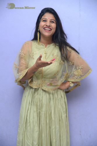 Mangli Picture Gallery 1