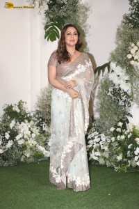 Manish Malhotra’s Diwali Party attended by Janhvi Kapoor, Pooja Hegde, Madhuri Dixit, Rekha, Tamannaah Bhatia, Disha Patani, and others