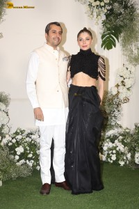 Manish Malhotra’s Diwali Party attended by Janhvi Kapoor, Pooja Hegde, Madhuri Dixit, Rekha, Tamannaah Bhatia, Disha Patani, and others