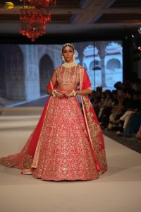 Sonali Bendre, Hina Khan, Tripti Dimri, and Kartik Aaryan walk the ramp for Manish Malhotra at the Namo Bharat event