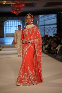 Sonali Bendre, Hina Khan, Tripti Dimri, and Kartik Aaryan walk the ramp for Manish Malhotra at the Namo Bharat event