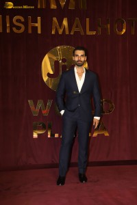 Manish Malhotra’s new store launch attended by Shilpa Shetty, Nita Ambani, Kriti Sanon, Shanaya Kapoor, Khushi Kapoor, Roshni Walia, and others