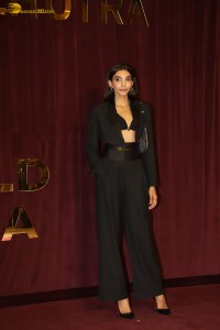 Manish Malhotra’s new store launch attended by Shilpa Shetty, Nita Ambani, Kriti Sanon, Shanaya Kapoor, Khushi Kapoor, Roshni Walia, and others