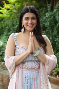 actress mannara chopra photoshoot