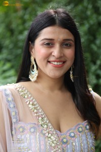 actress mannara chopra photoshoot