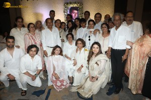 Manoj Kumar’s Prayer Meet attended by Aamir Khan, Jaya Bachchan, Esha Deol, and Prem Chopra