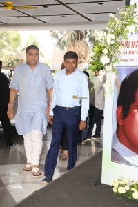 Manoj Kumar’s Prayer Meet attended by Aamir Khan, Jaya Bachchan, Esha Deol, and Prem Chopra
