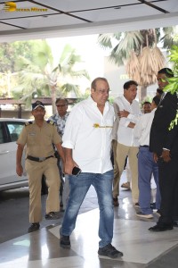 Manoj Kumar’s Prayer Meet attended by Aamir Khan, Jaya Bachchan, Esha Deol, and Prem Chopra