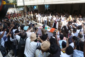 Bollywood star Manoj Kumar's Final Journey attended by Amitabh Bachchan, Dharmendra, Prem Chopra, and others