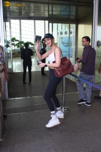 former miss world and actress Manushi Chhillar sexy looks in workout attire