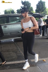 former miss world and actress Manushi Chhillar sexy looks in workout attire