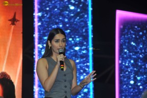 actress Manushi Chhillar hot looks in a sleeveless jacket