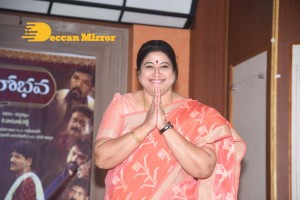 Pictures of Telugu Actress Sudha and other team members from the movie Matru Devo Bhava - O Amma Katha