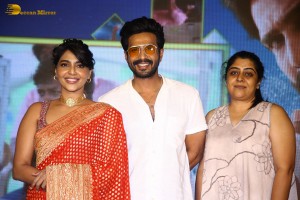 Matti Kusthi movie meet and greet attended by Vishnu Vishal and Aishwarya Lekshmi