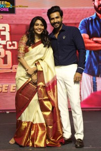 Matti Kusthi Pre-Release Function attended by Vishnu Vishal, Aishwarya Lekshmi and Ravi Teja