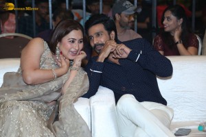 Matti Kusthi Pre-Release Function attended by Vishnu Vishal, Aishwarya Lekshmi and Ravi Teja