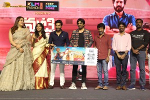 Matti Kusthi Pre-Release Function attended by Vishnu Vishal, Aishwarya Lekshmi and Ravi Teja