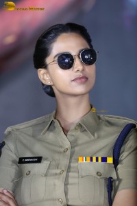 actress Meenakshi Chaudhary in police uniform