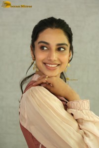 actress Meenakshi Chaudhary cute photo shoot