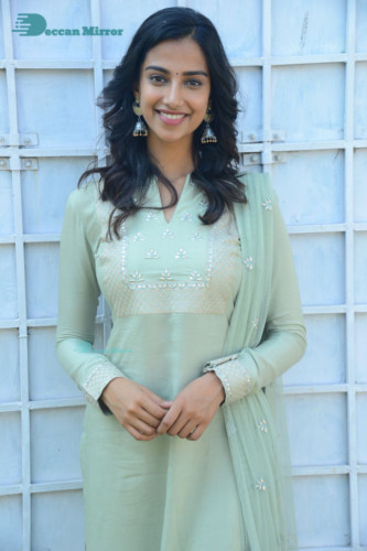 Meenakshi Chaudhary (18)