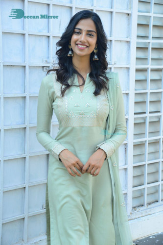 Meenakshi Chaudhary (32)