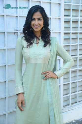 Meenakshi Chaudhary (49)