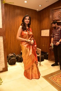 actress Meenakshi Chaudhary launches Weaverly Store in Hyderabad