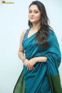 actress Megha Chowdhury beautiful in a saree