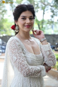 actress mehreen sexy looks in a low neck salwar