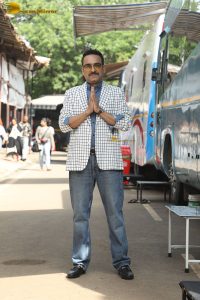 Metro In Dino cast Ali Fazal, Anupam Kher, Fatima Sana Shaikh, Pankaj Tripathi, and Sara Ali Khan, promote the film on Kapil Sharma Show