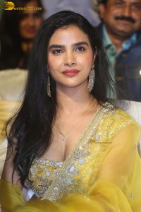 actress minakshi goswami gorgeous in a yellow dress