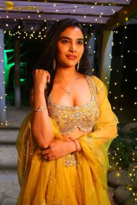 actress minakshi goswami gorgeous in a yellow dress