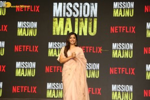 mission majnu trailer launch attended by sidharth malhotra and rashmika mandanna