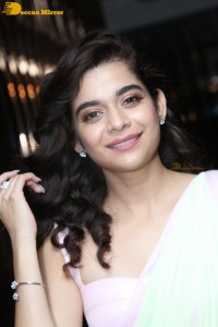 Telugu Actress Mithila Palkar in a light green saree
